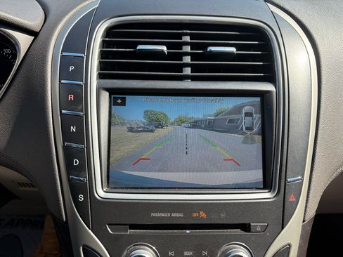 Used 2018 Lincoln MKX Select w/ Select Plus Package image 21