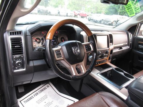 Used 2014 RAM 1500 Laramie Longhorn w/ Convenience Group image 18