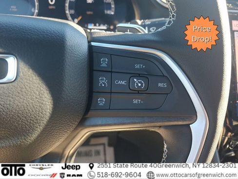 New 2025 Jeep Grand Cherokee Limited w/ Black Appearance Package image 25