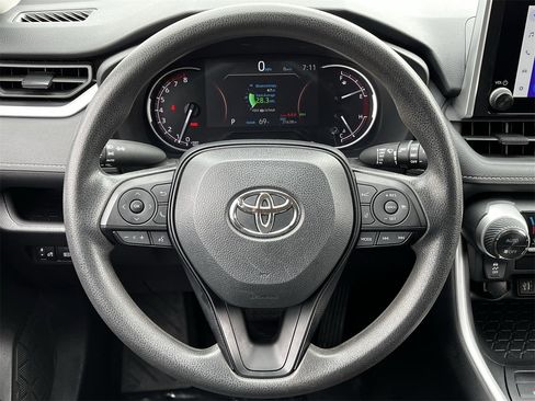 Used 2024 Toyota RAV4 XLE image 11