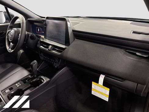 Used 2026 Subaru Outback Limited XT AWD/4WD image 32