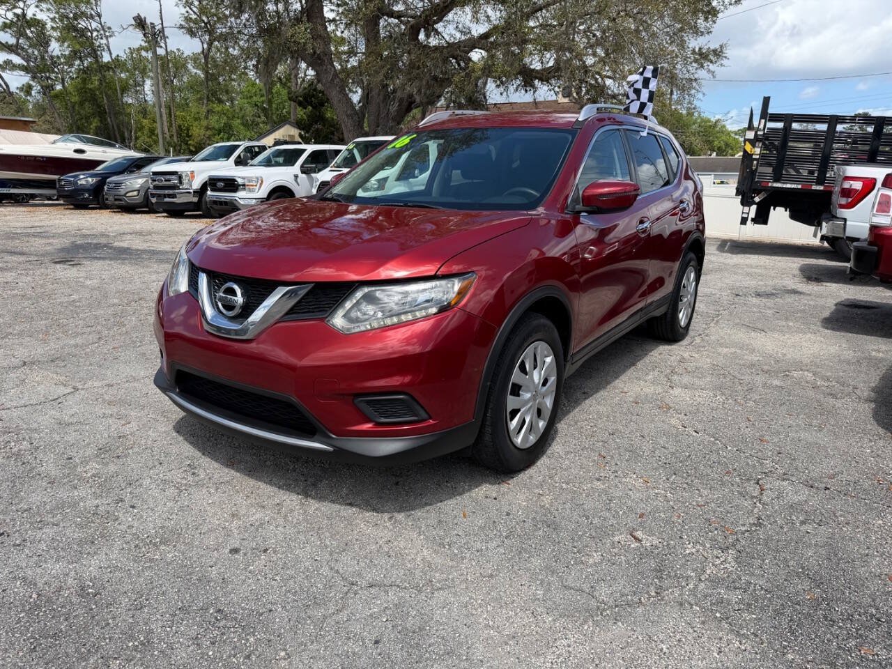 Used 2016 Nissan Rogue S w/ Appearance Package FWD image 5