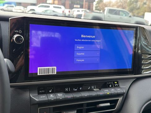 Used 2025 Toyota Camry XSE image 14