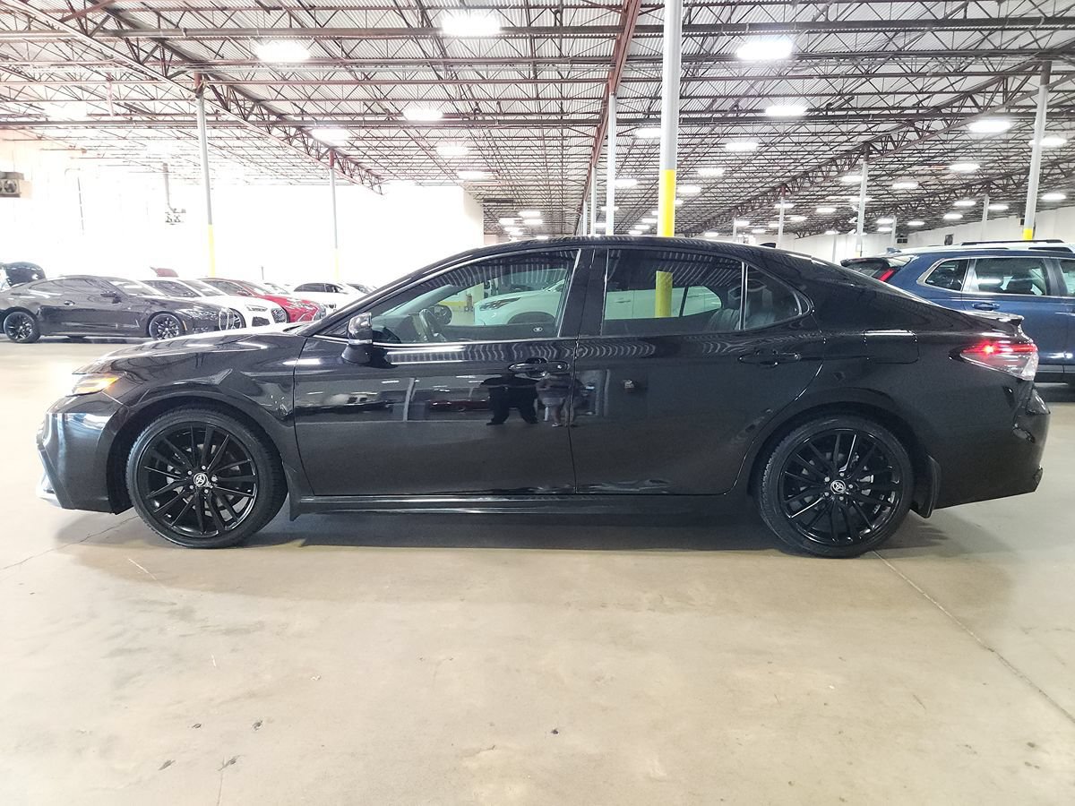 Used 2024 Toyota Camry XSE FWD image 7