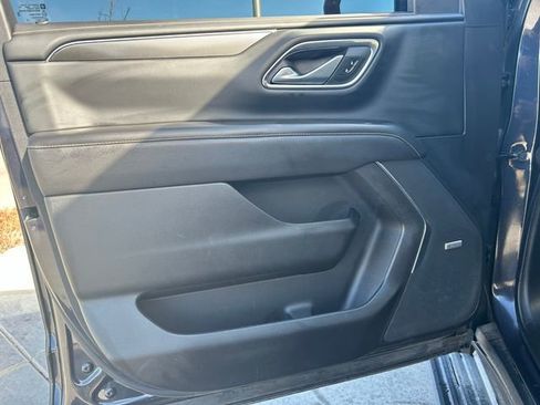 Used 2023 GMC Yukon AT4 w/ AT4 Premium Package image 11