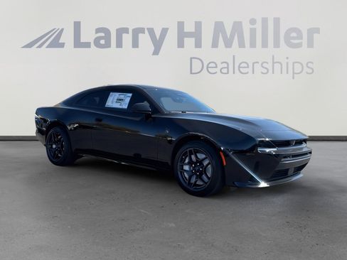 New 2026 Dodge Charger Scat Pack w/ Blacktop Package AWD/4WD image 8