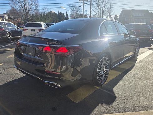 Certified 2025 Mercedes-Benz E 350 4MATIC Sedan image 9