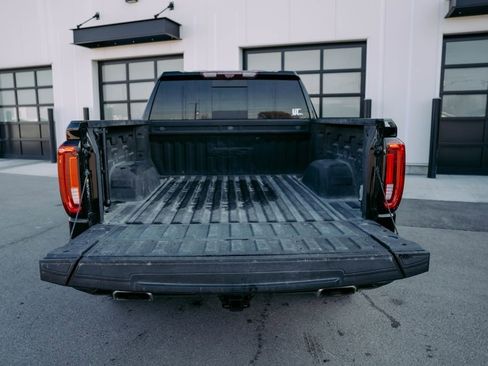 Used 2022 GMC Sierra 1500 AT4 w/ AT4 Premium Package image 10