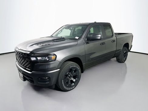 New 2026 RAM 1500 Express AWD/4WD image 3