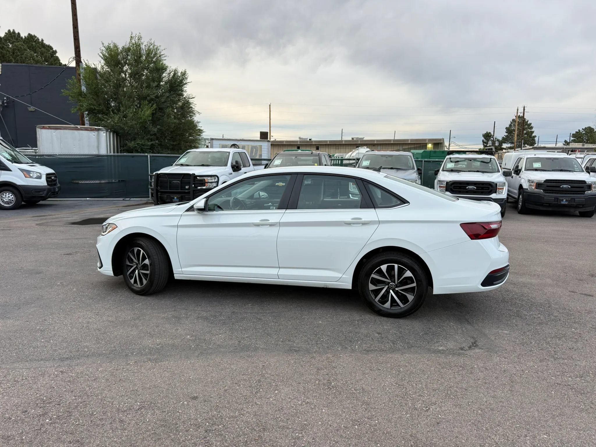 Used 2025 Volkswagen Jetta S FWD image 3