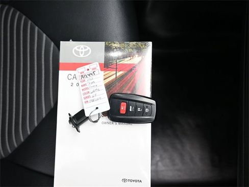 Used 2023 Toyota Camry SE w/ Cold Weather Package image 11