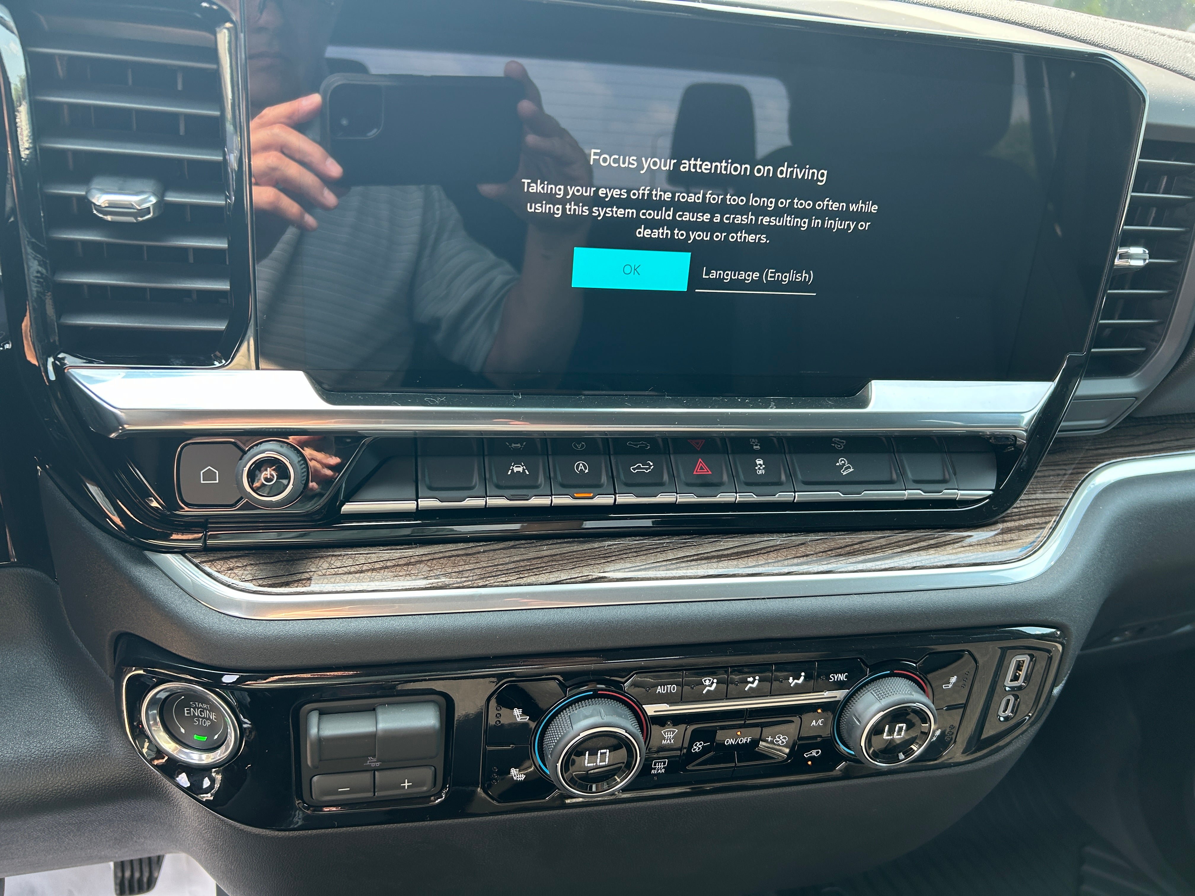 New 2026 Chevrolet Silverado 1500 RST AWD/4WD image 17