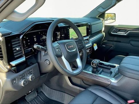 New 2026 GMC Sierra 1500 SLT w/ SLT Premium Plus Package image 7