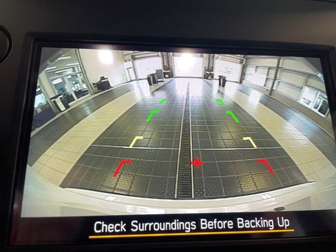 Used 2025 Subaru Forester image 8