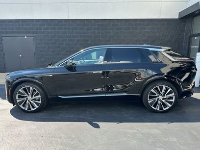 New 2025 Cadillac Lyriq Luxury