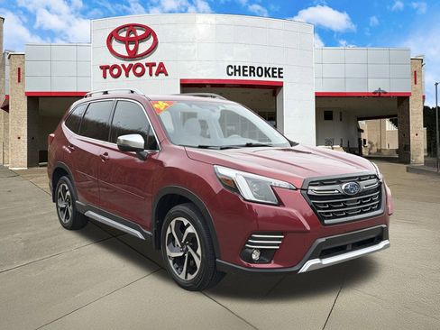 Used 2024 Subaru Forester Touring w/ Pop Package 2 image 3