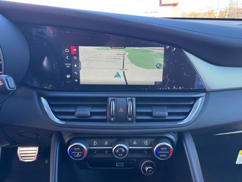 New 2025 Alfa Romeo Giulia AWD image 16