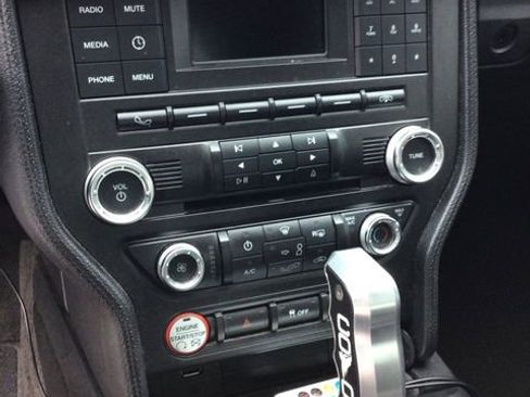 Used 2017 Ford Mustang GT image 29