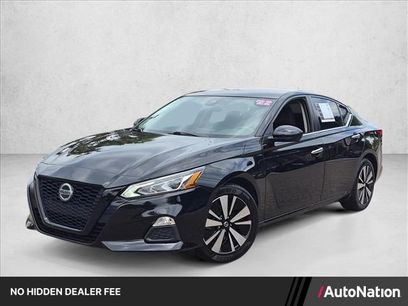 Used 2022 Nissan Altima 2.5 SV