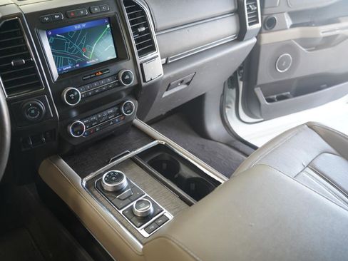 Used 2021 Ford Expedition Limited AWD/4WD image 20