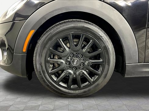 Used 2018 MINI Cooper 2-Door Hardtop FWD image 32