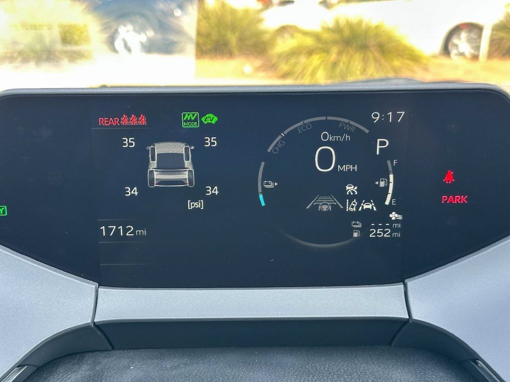 Used 2026 Toyota Prius Plug-In Hybrid FWD image 26