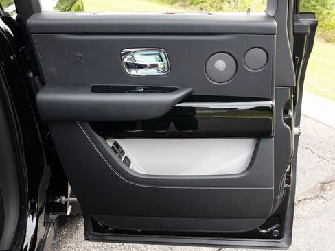 Certified 2021 Rolls-Royce Cullinan AWD/4WD image 50