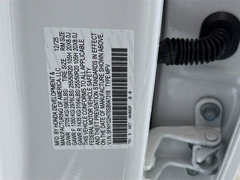 New 2025 Honda Pilot Touring image 33