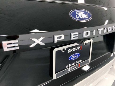 New 2025 Ford Expedition Max Active image 13