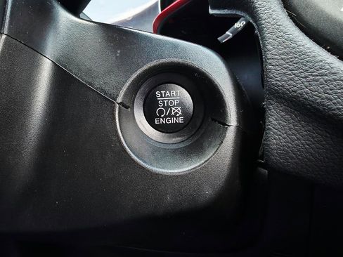 Used 2019 Jeep Compass Trailhawk AWD/4WD image 16