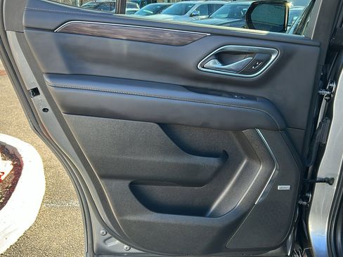 Used 2021 Chevrolet Tahoe Z71 image 23