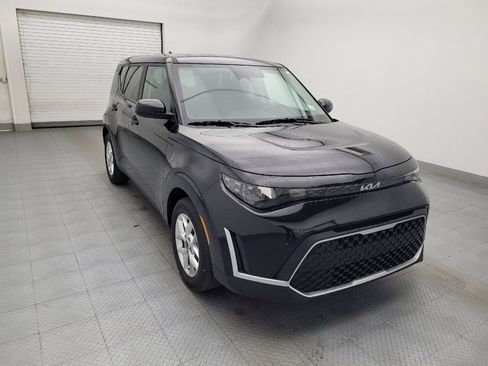 Used 2025 Kia Soul LX w/ LX Technology Package image 13