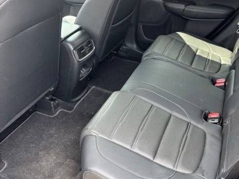 Used 2017 Honda CR-V Touring image 9