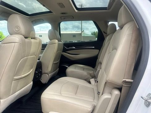 Used 2020 Buick Enclave Premium w/ Sun and Sites Package AWD/4WD image 23