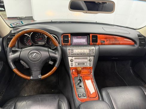 Used 2002 Lexus SC 430 2dr Convertible image 53
