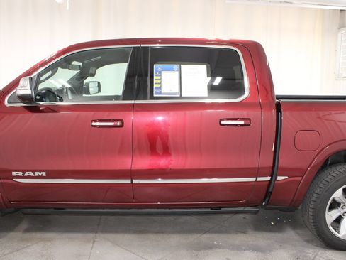 Used 2022 RAM 1500 Limited w/ Body Color Bumper Group AWD/4WD image 6
