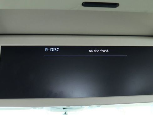 Used 2017 Toyota Sienna SE Premium image 36