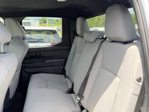 Used 2024 Toyota Tacoma SR5 AWD/4WD image 5