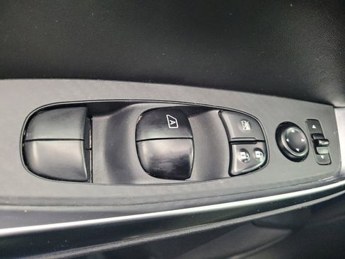 Used 2021 Nissan Sentra SR image 27