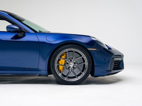 Used 2022 Porsche 911 Turbo S image 20