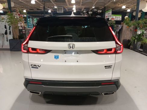 Used 2026 Honda CR-V Sport Touring image 7
