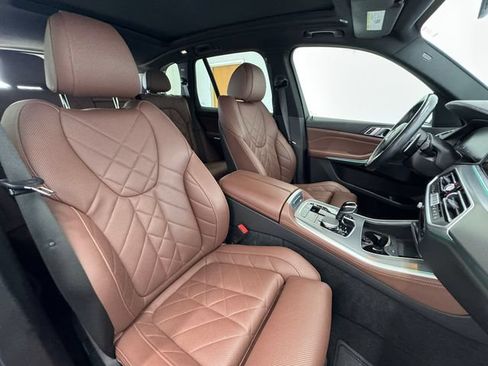 Used 2023 BMW X5 sDrive40i w/ M Sport Package RWD image 41