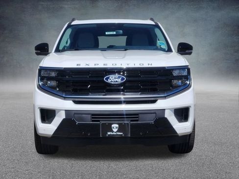 New 2027 Ford Expedition Max Platinum w/ Platinum Ultimate Package AWD/4WD image 2