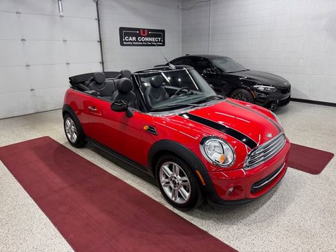 Used 2014 MINI Cooper Convertible FWD image 9