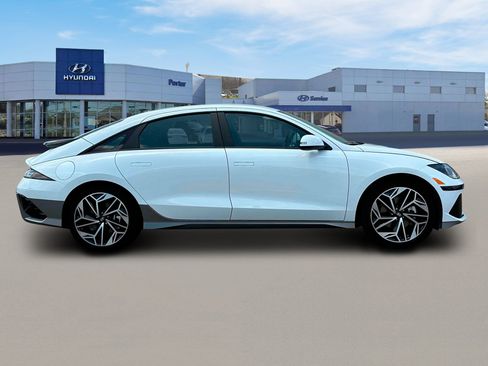 New 2025 Hyundai Ioniq 6 SEL image 9