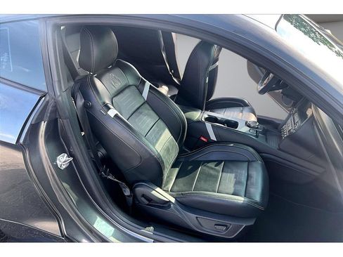 Used 2020 Ford Mustang Shelby GT500 w/ Technology Package RWD image 46