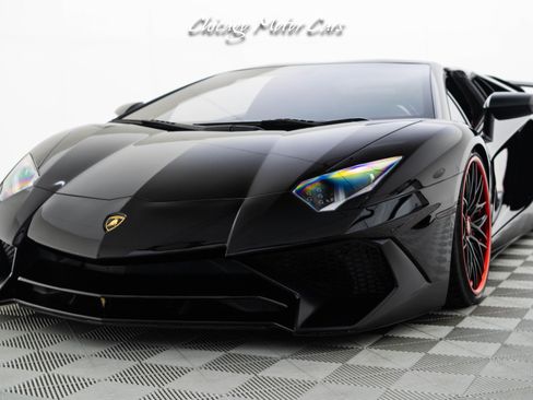 Used 2017 Lamborghini Aventador LP 750-4 Superveloce image 3