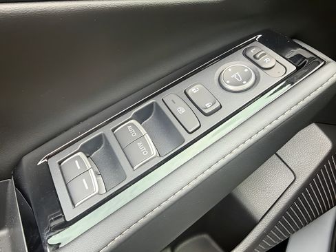 Used 2024 Honda Accord Touring image 25