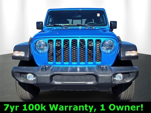 Certified 2022 Jeep Gladiator Sport image 2