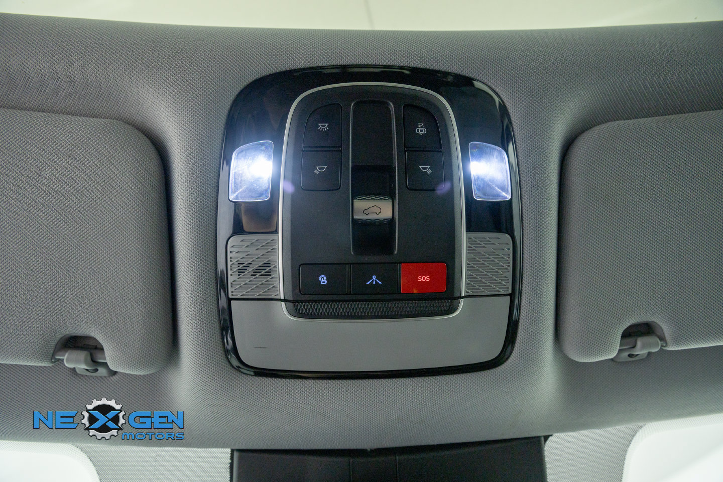 Used 2022 Hyundai Palisade SEL w/ 8P Bench Seat Package AWD/4WD image 24